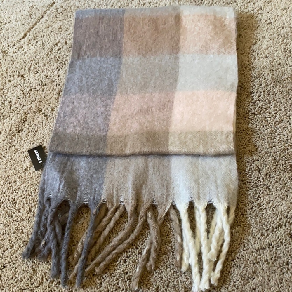 Blanket scarf